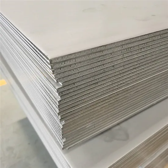 Le SUS 304 a laminé à chaud le plat de contrôle d'acier inoxydable d'Inox de la norme 4.5mm solides solubles de JIS de feuille à carreaux